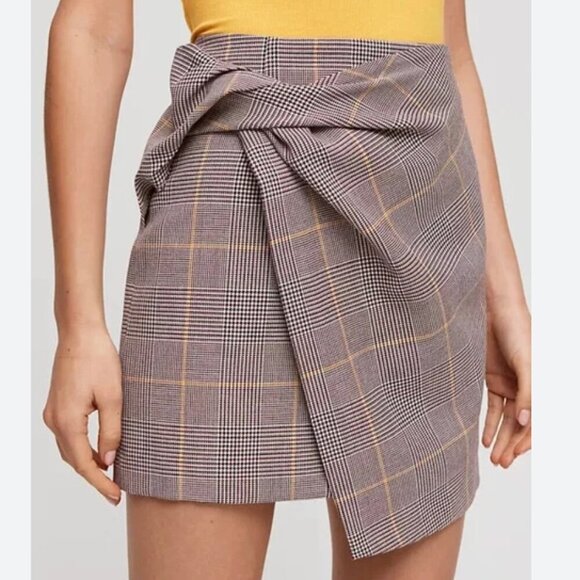 Aritzia Babaton Jethro Faux Twist Wrap Mini Skirt Brown & Gold Plaid Size 6 - Picture 1 of 6